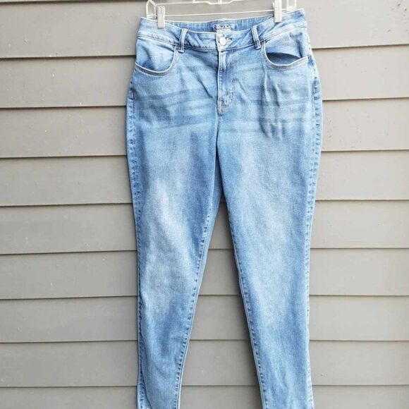 Maurices High Rise Jeans size Large Regular - Picture 1 of 14